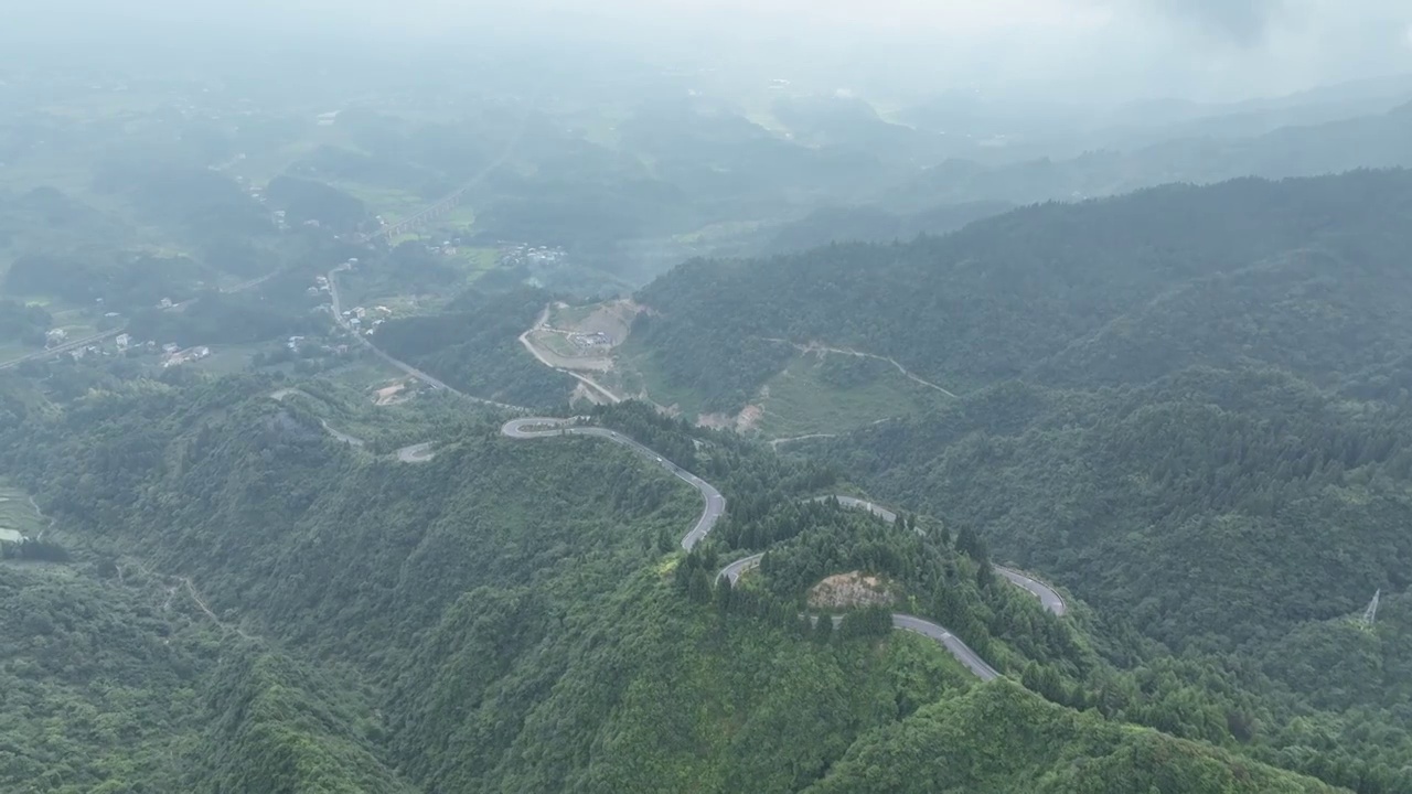 湖北利川佛宝山盘山旅游公路视频素材