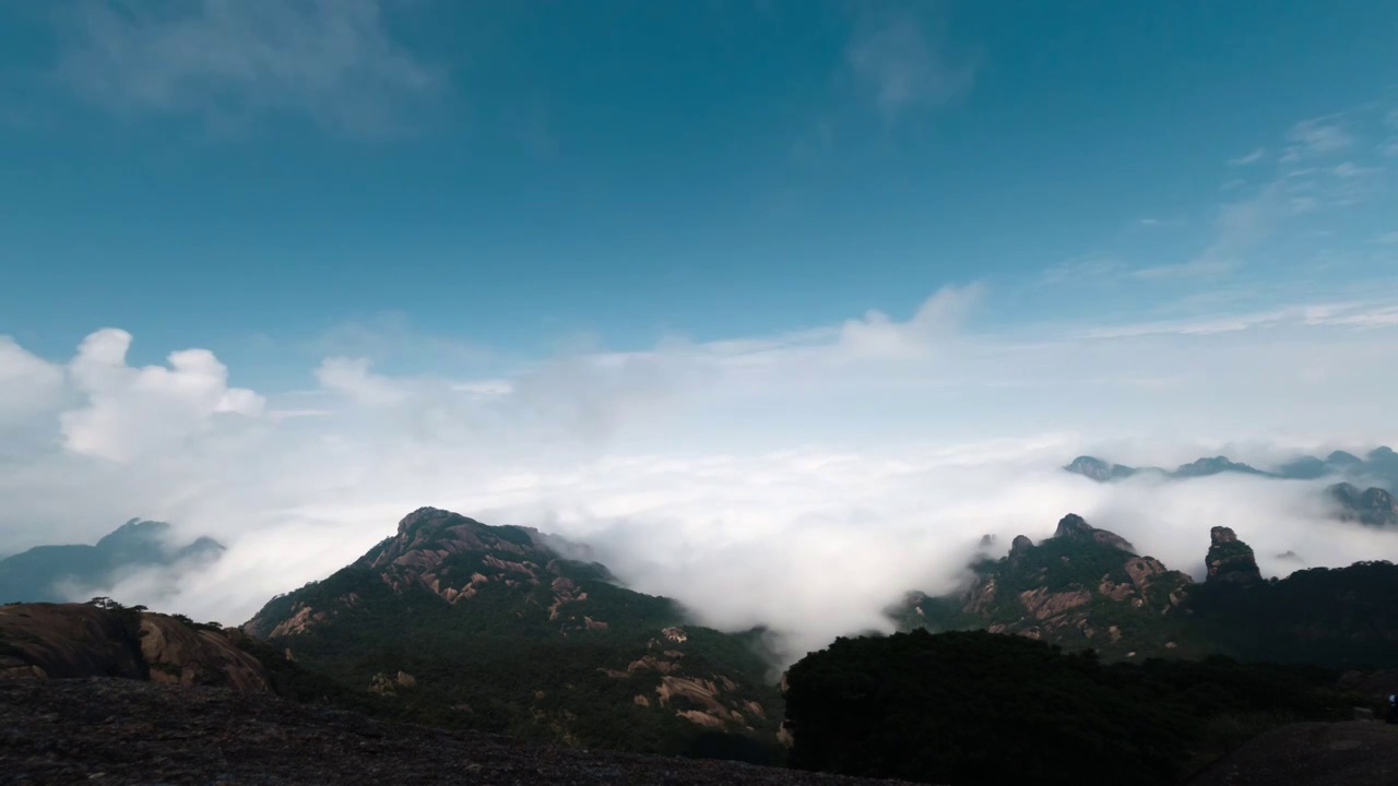 黄山云海翻涌视频素材