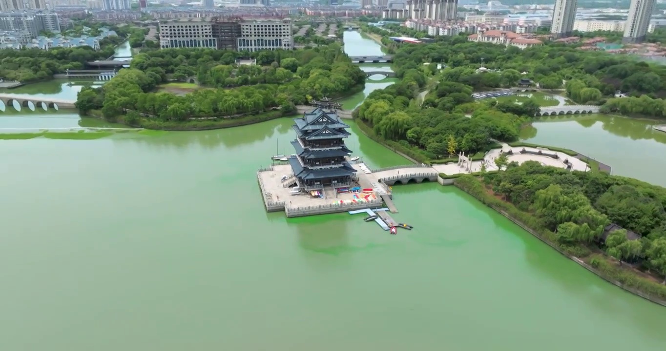 江苏省宜兴市团氿风景区云溪楼古建筑航拍画面视频素材