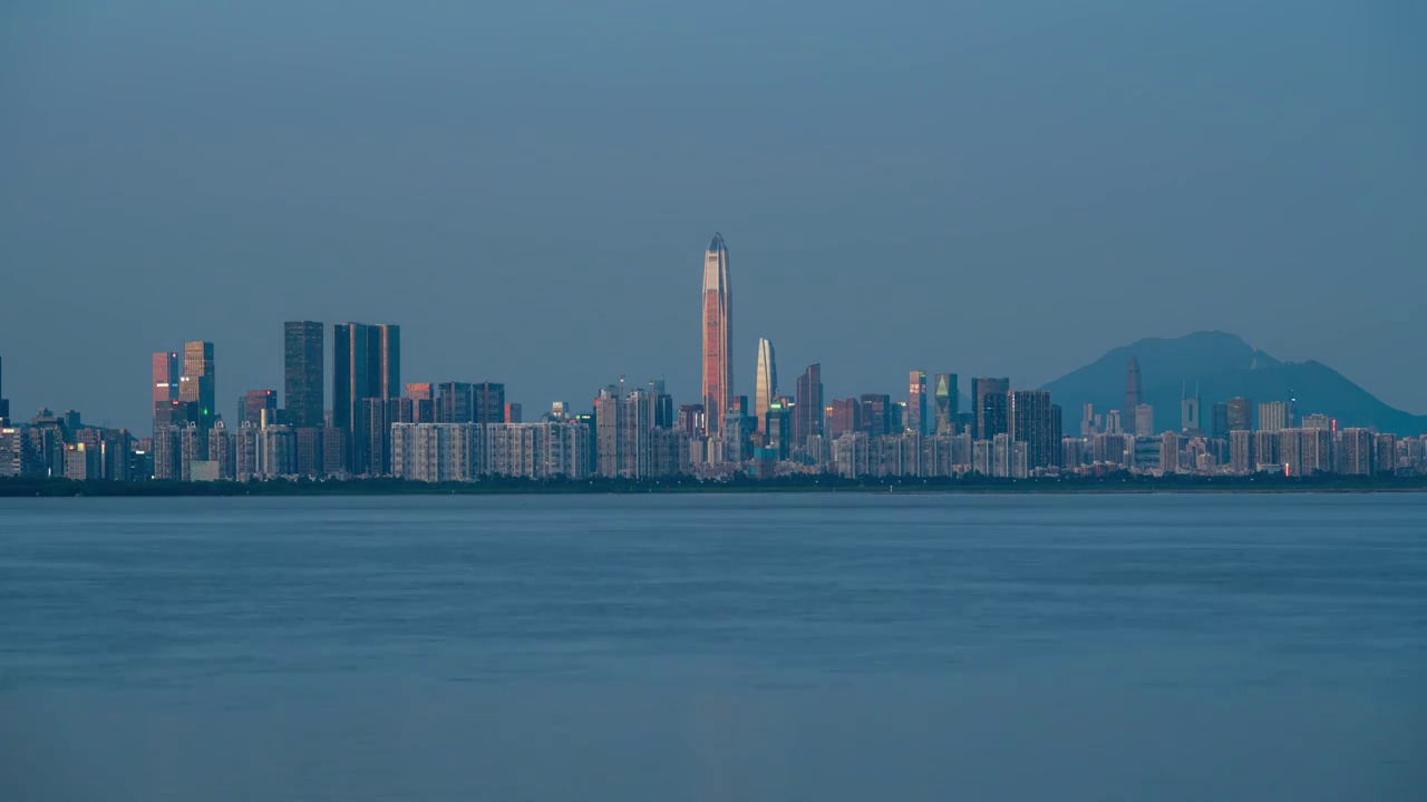 中国深圳市深圳城市风光深圳湾白天风景视频素材