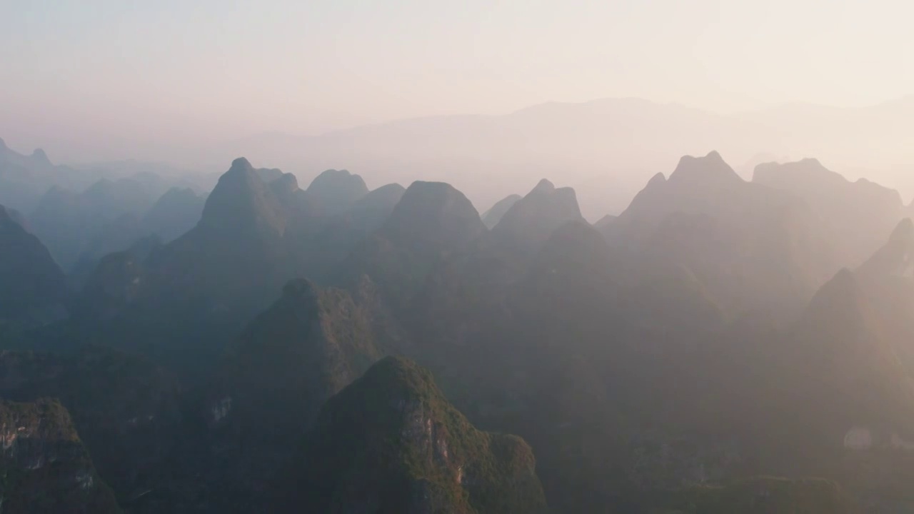 广西桂林阳朔下龙桂林山水航拍视频素材