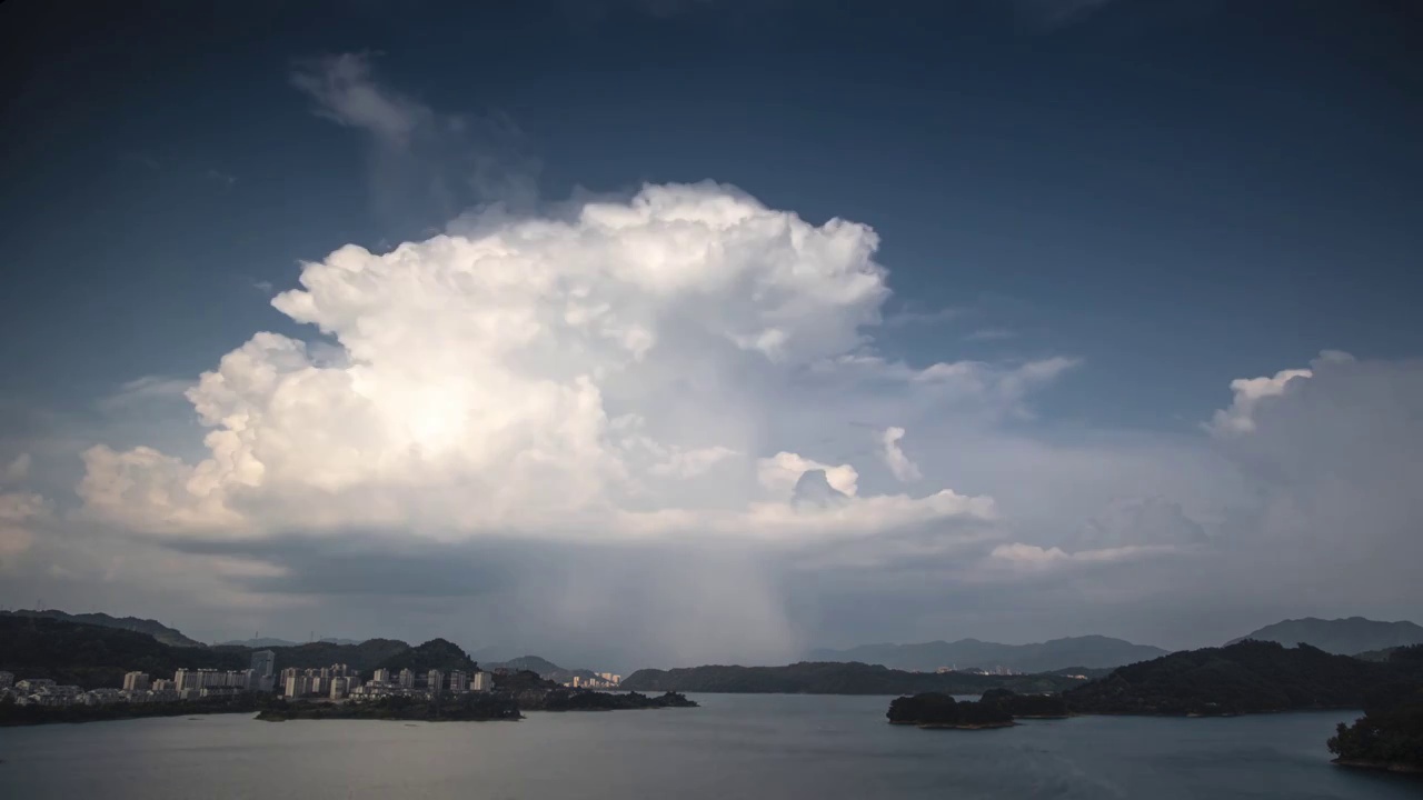 杭州千岛湖风景区风暴云延时视频素材