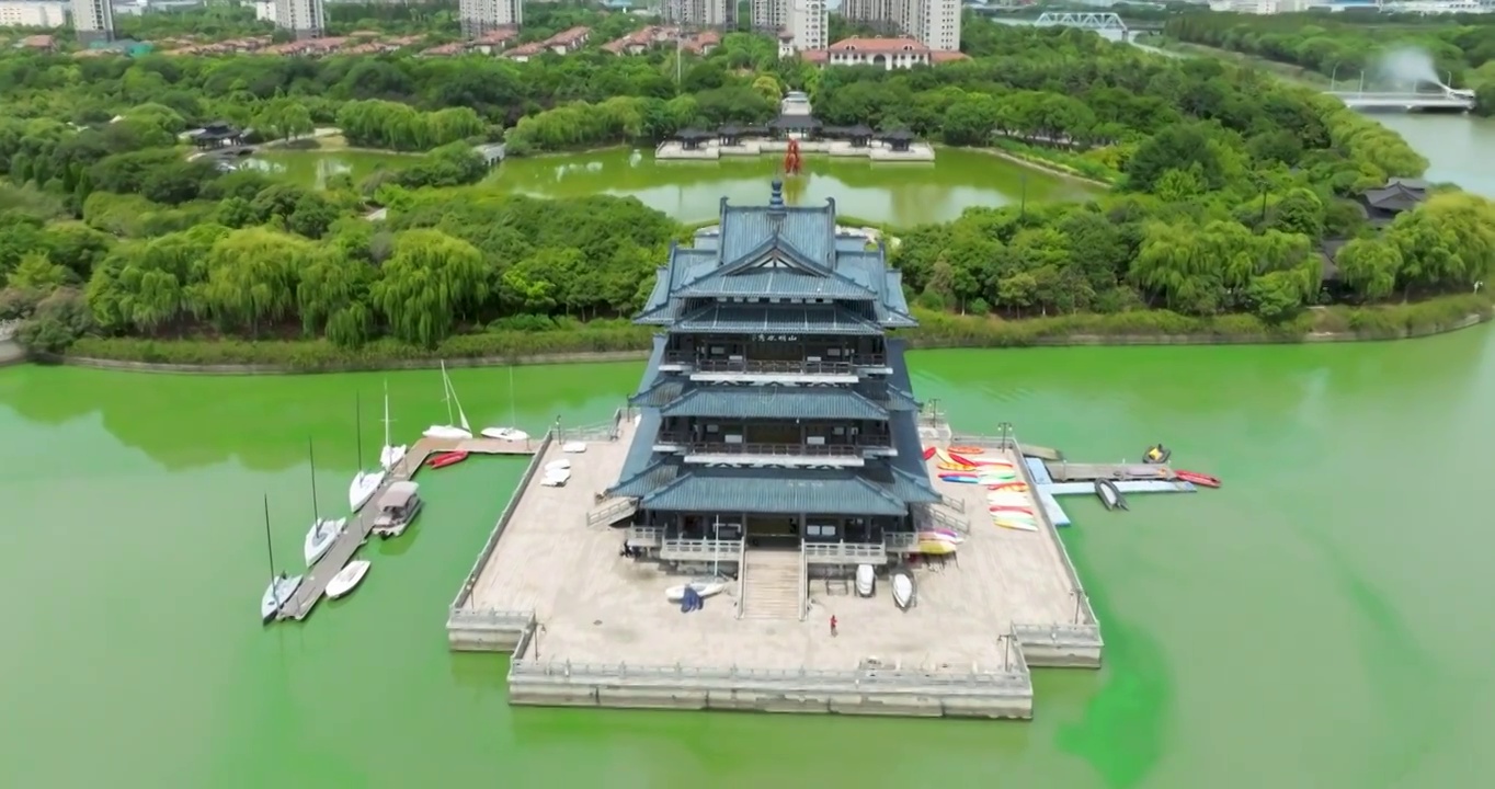 江苏省宜兴市团氿风景区云溪楼古建筑航拍画面视频素材