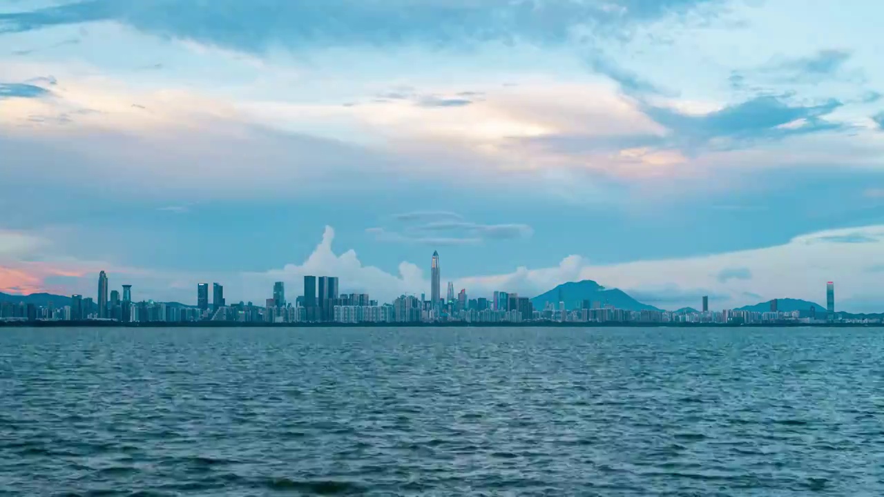 中国深圳市深圳城市风光深圳湾白天风景视频素材