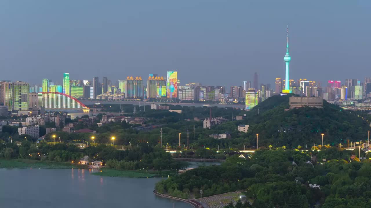 武汉夏日城市天际线夜景风光视频素材