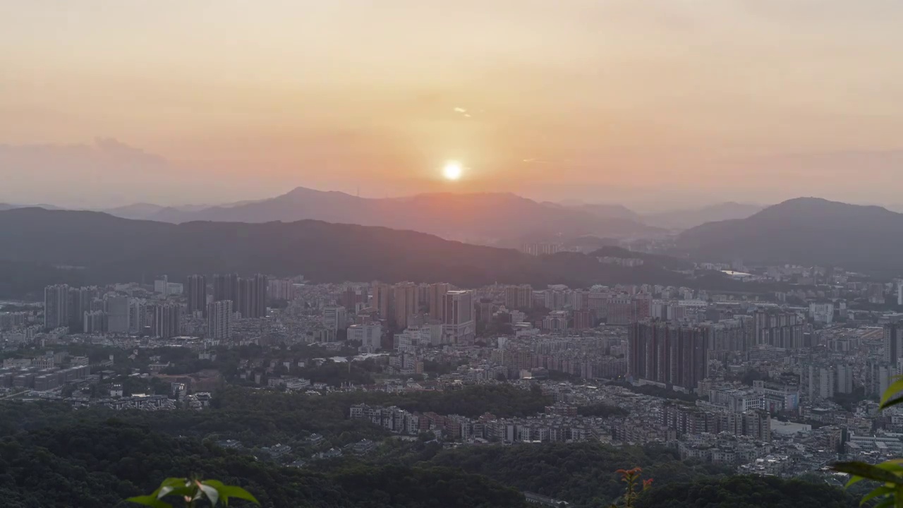 俯瞰广州城日出视频素材