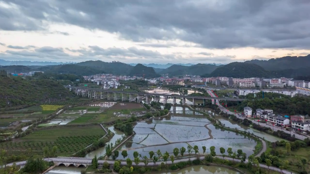 延时航拍，贵州长顺县神泉谷景区的各种景色视频素材