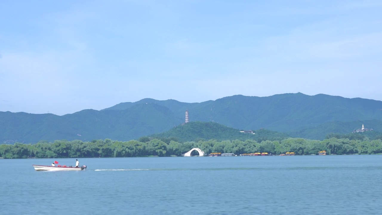 夏天北京颐和园云雾霞光视频素材