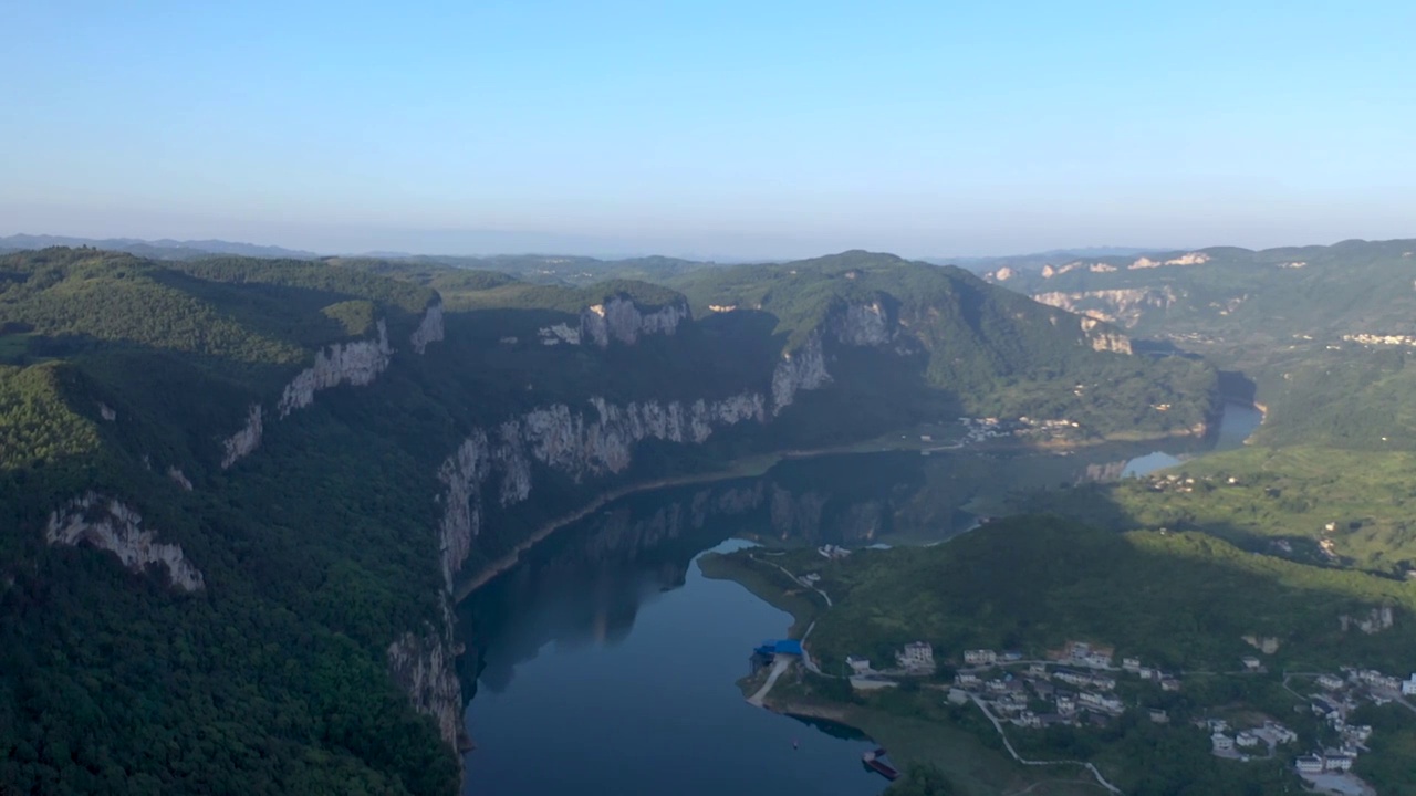 贵州乌江百里画廊夏天风光视频素材