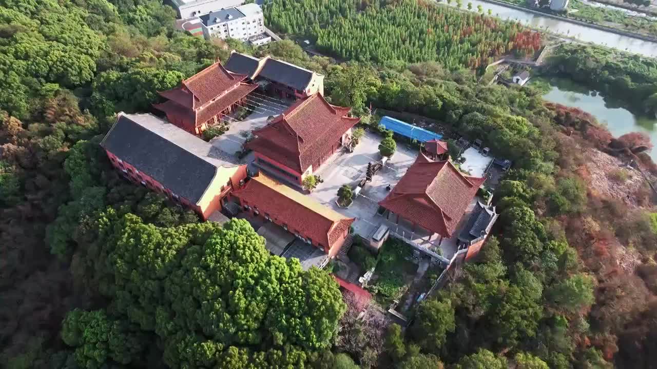 航拍上海小昆山九峰寺建筑风光视频素材