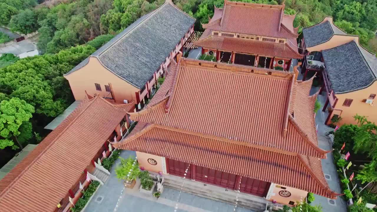 生态环境人文建筑山顶寺庙视频素材