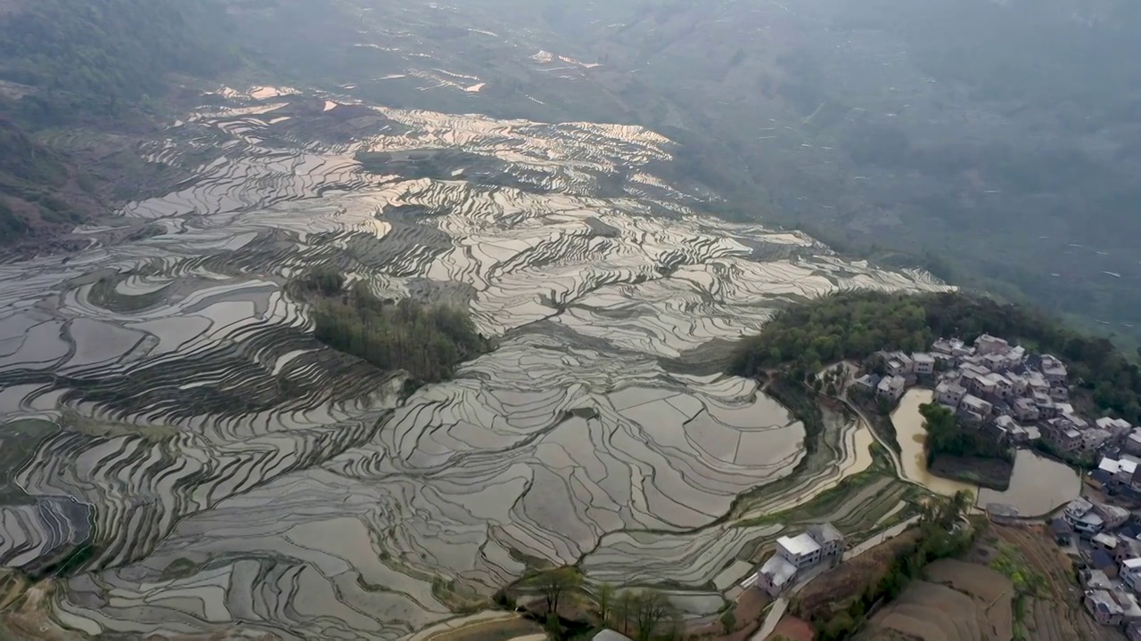 航拍云南元阳梯田风光视频素材