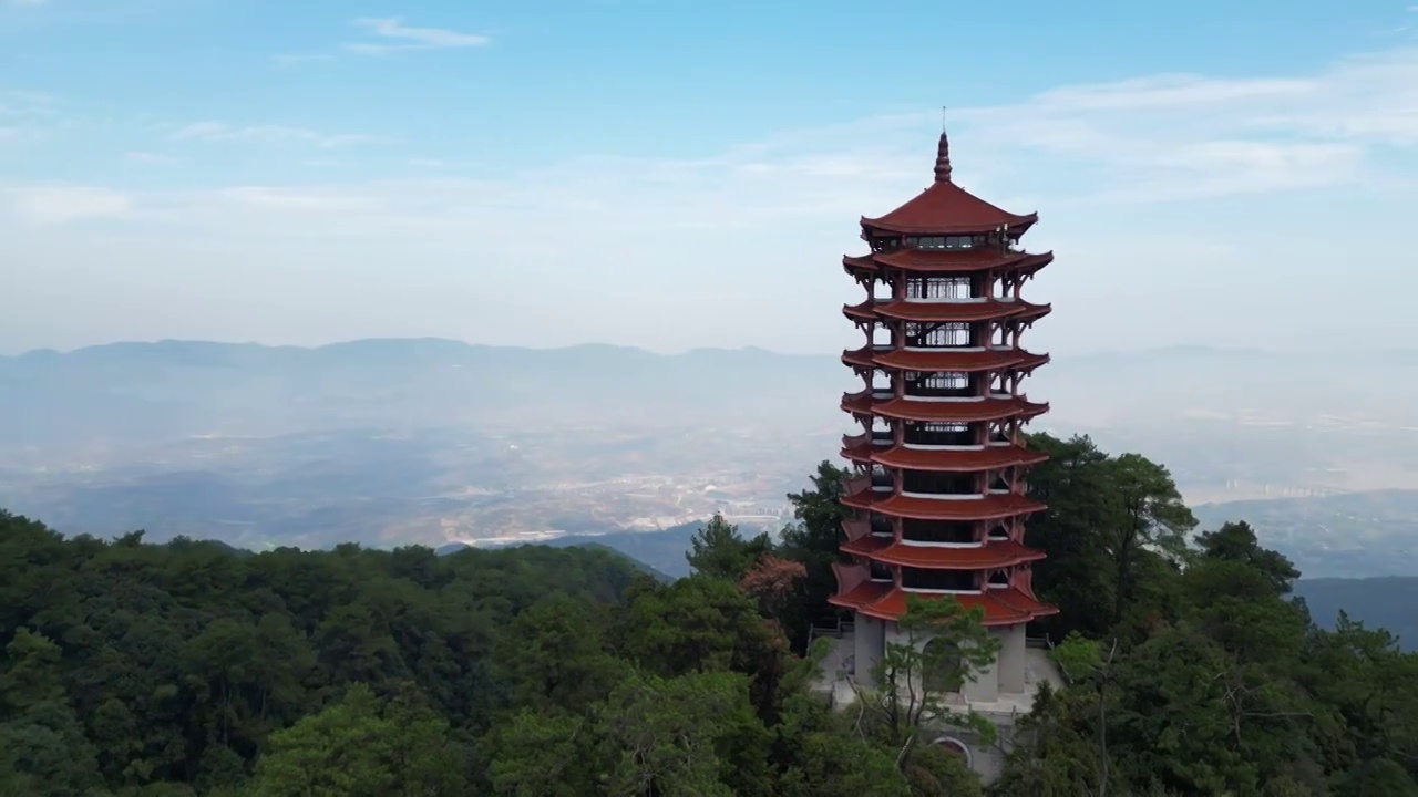 重庆北碚缙云山脉森林观景台自然风光航拍视频素材