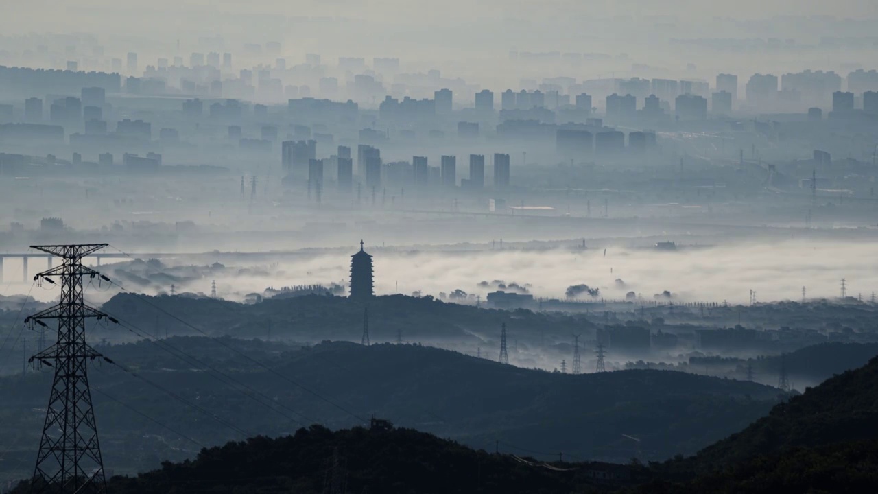 中国北京 园博园永定塔云海视频素材