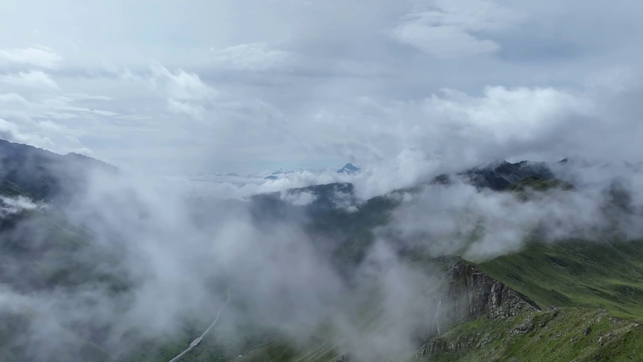 四川阿坝黑水县三奥雪山云海视频素材