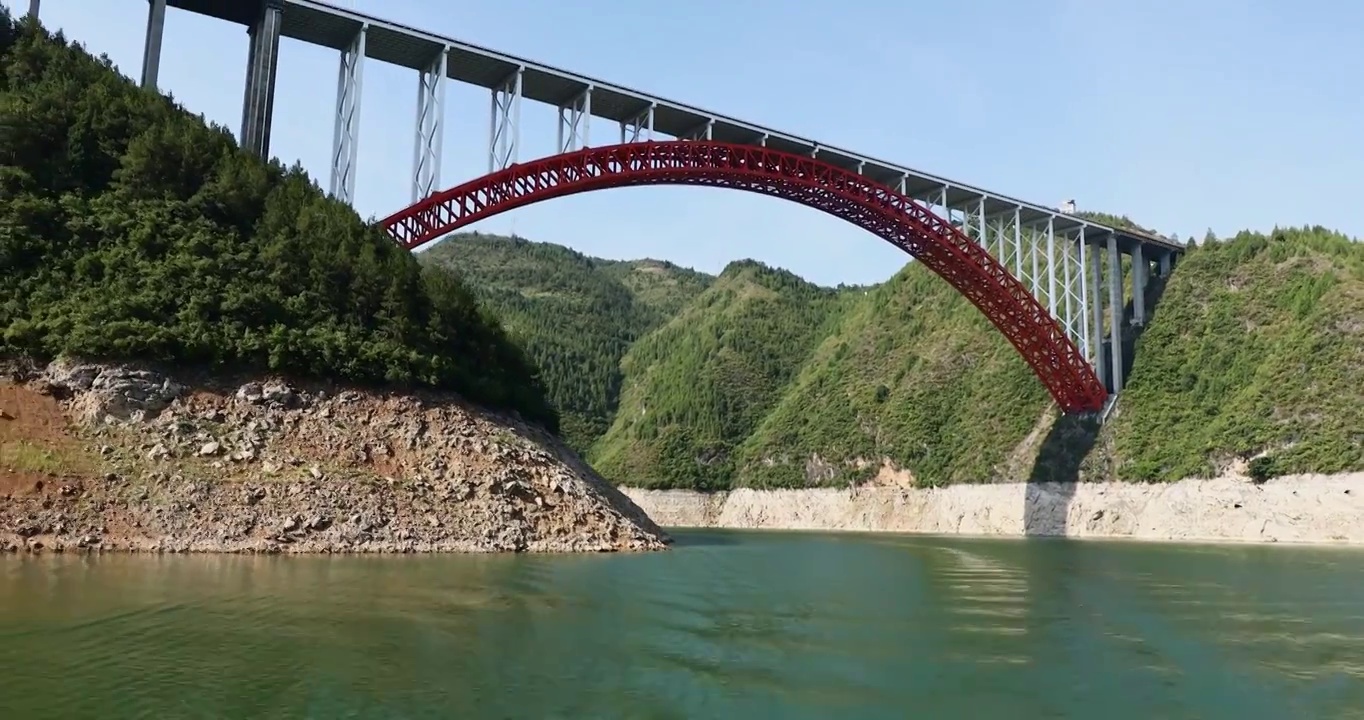 长江上的桥梁，小三峡景区视频素材