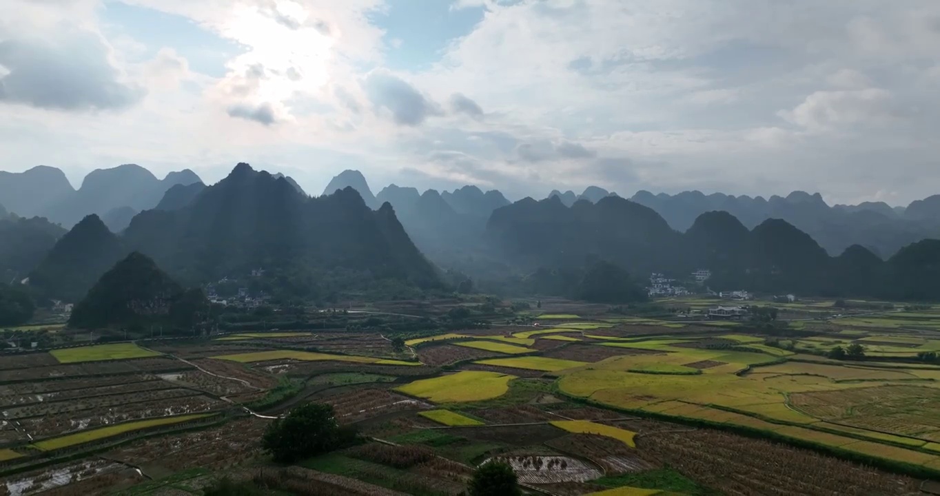 贵州黔西南万峰林航拍视频素材