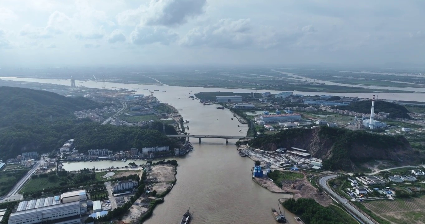 航拍广东中山翠亨新区附近景色，深中通道，在建发展项目视频素材