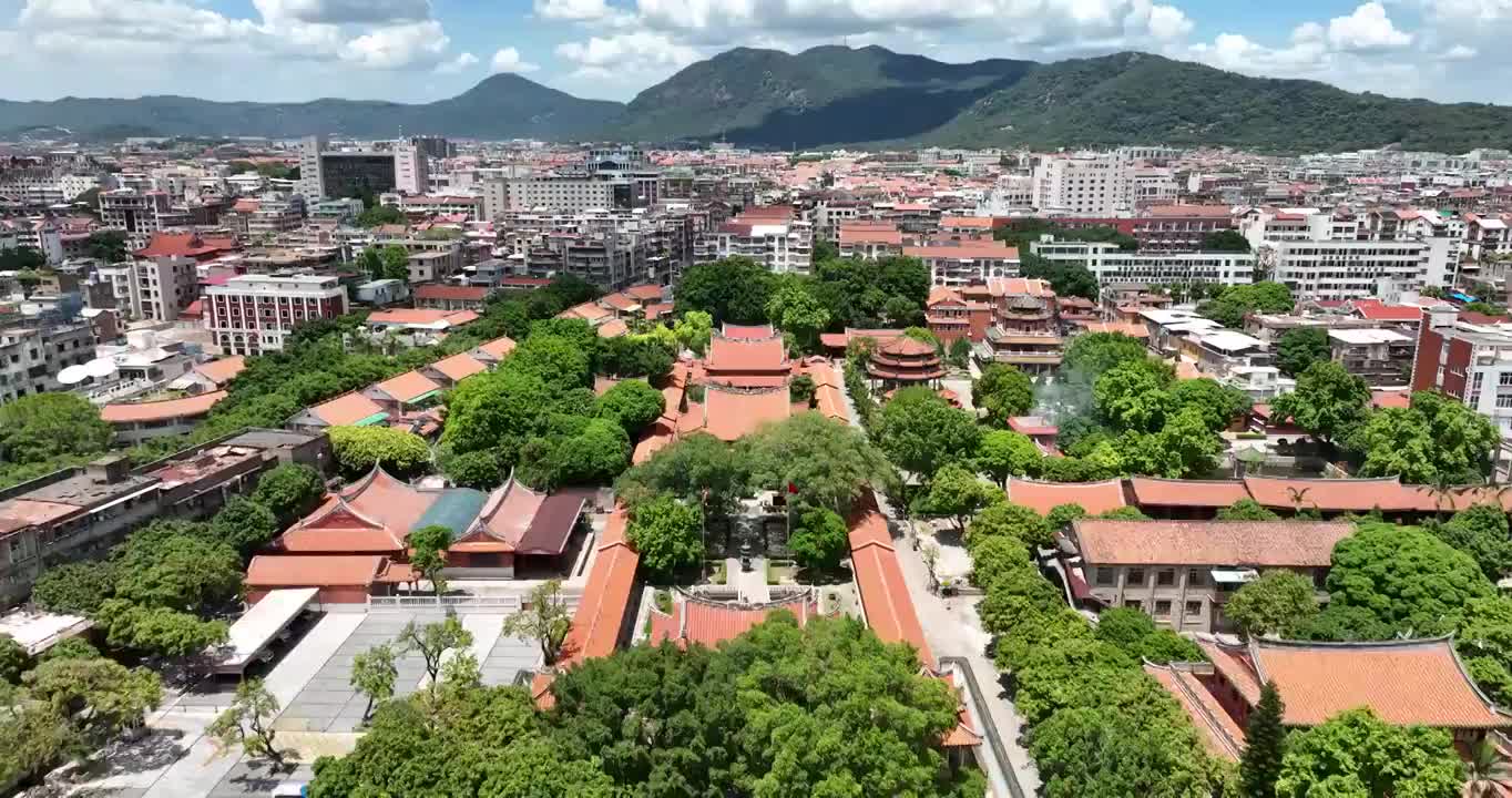 航拍福建泉州承天寺白昼风光视频素材