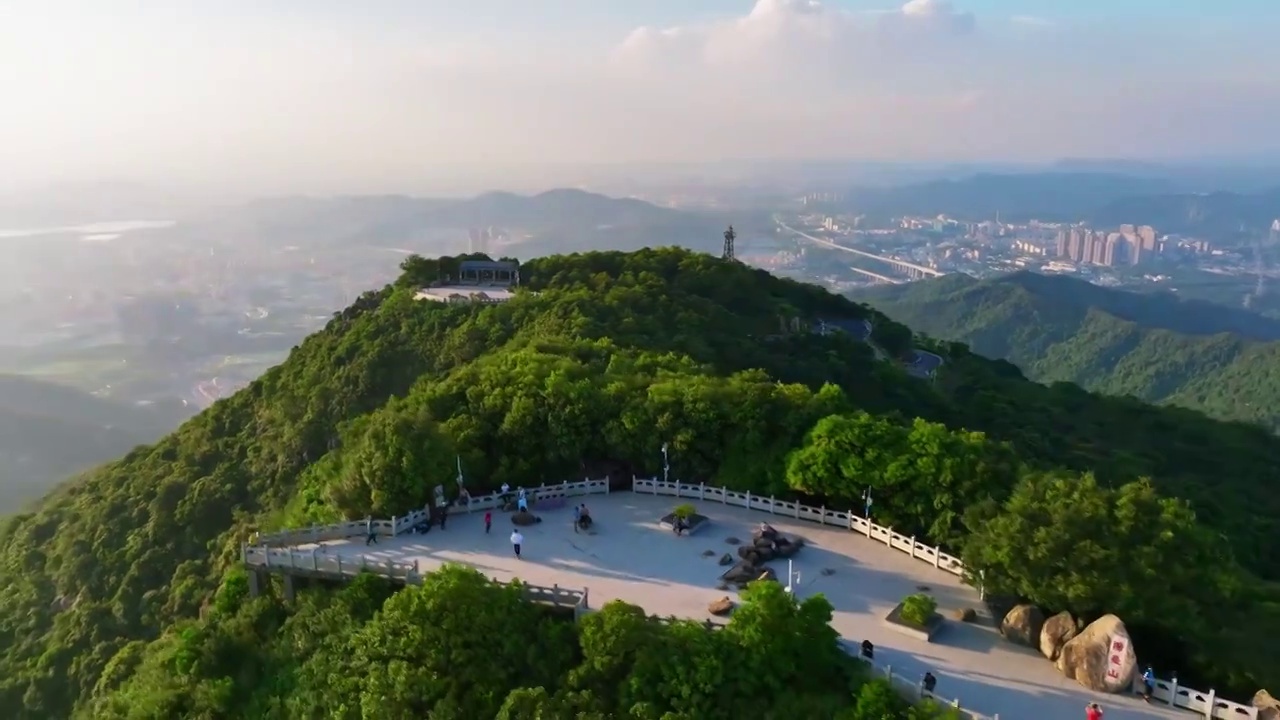 深圳阳台山观景台城市全景视频素材