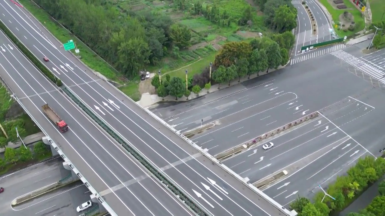 航拍成都郫都区蓉昌高速公路视频素材