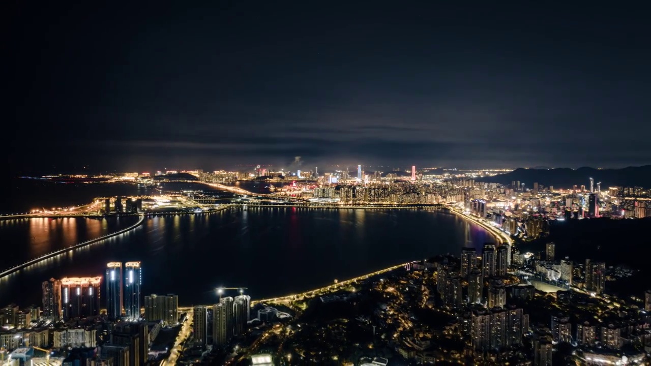 航拍珠海拱北情侣路与澳门夜景4k延时视频素材