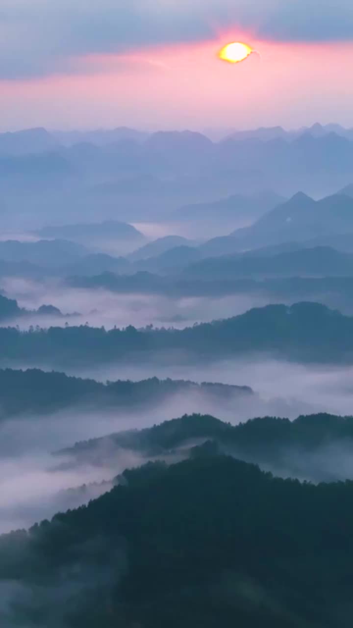 高清竖屏航拍河池南丹岜地瑶寨村日出时分（合集）视频素材