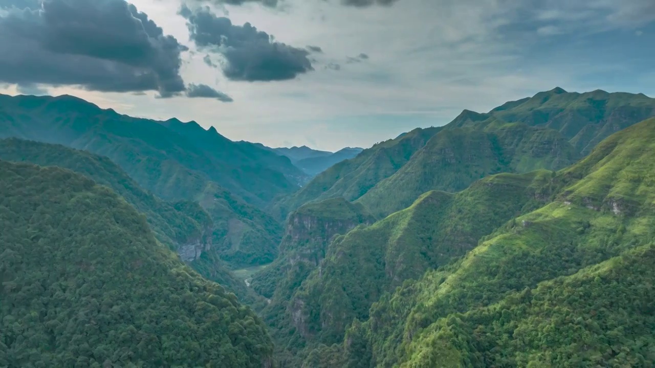 贵州独山县影山镇翁台村的美丽景色视频素材