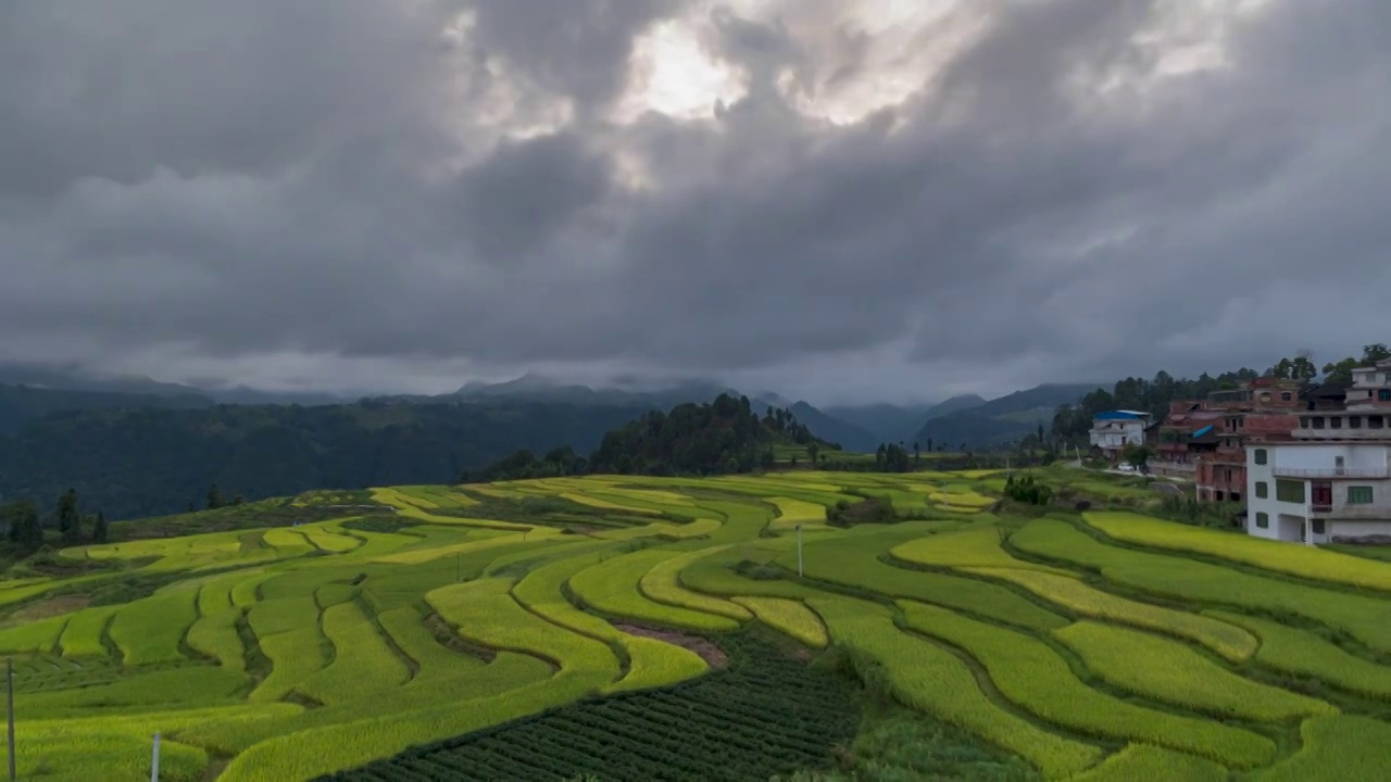 贵州独山县影山镇翁台村的美丽景色视频素材