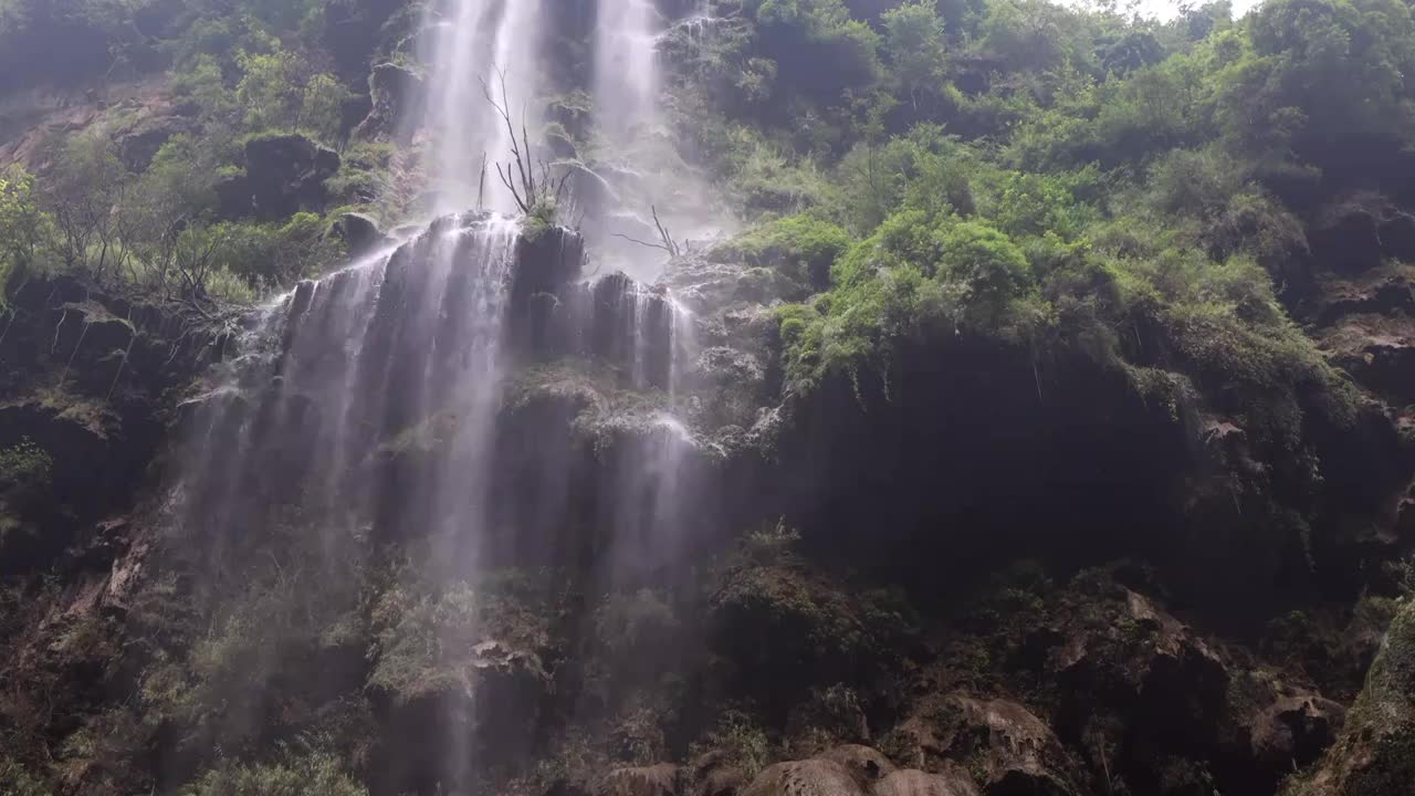 贵州黔西南马岭河大峡谷瀑布视频素材