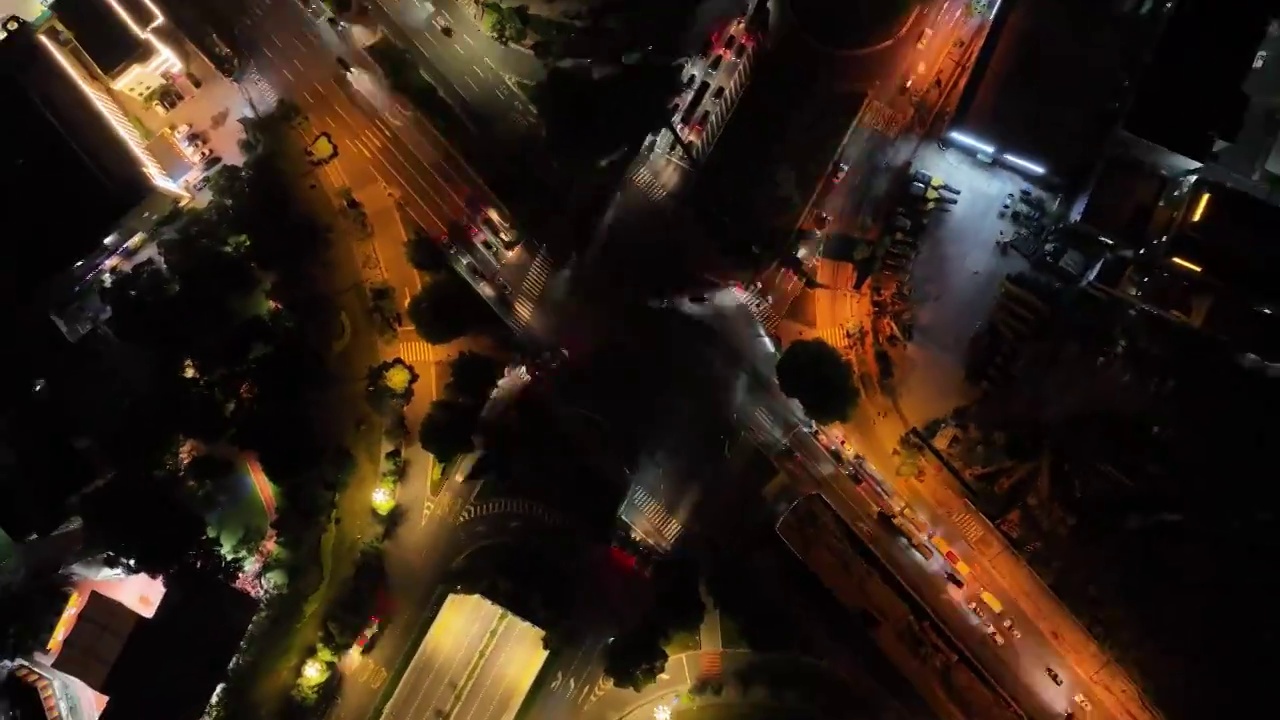 航拍十字路口繁忙车流道路夜景视频素材