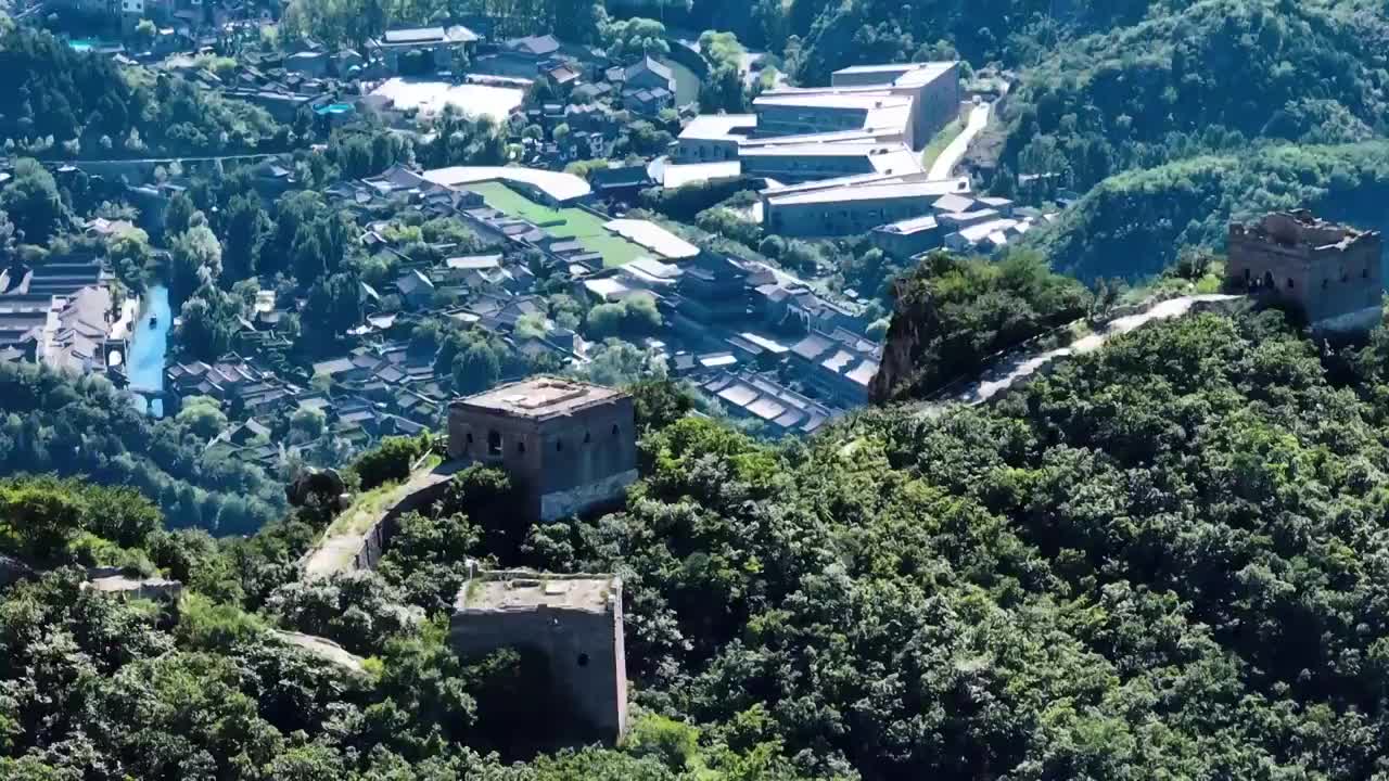 司马台长城夏季建筑特写风光视频素材