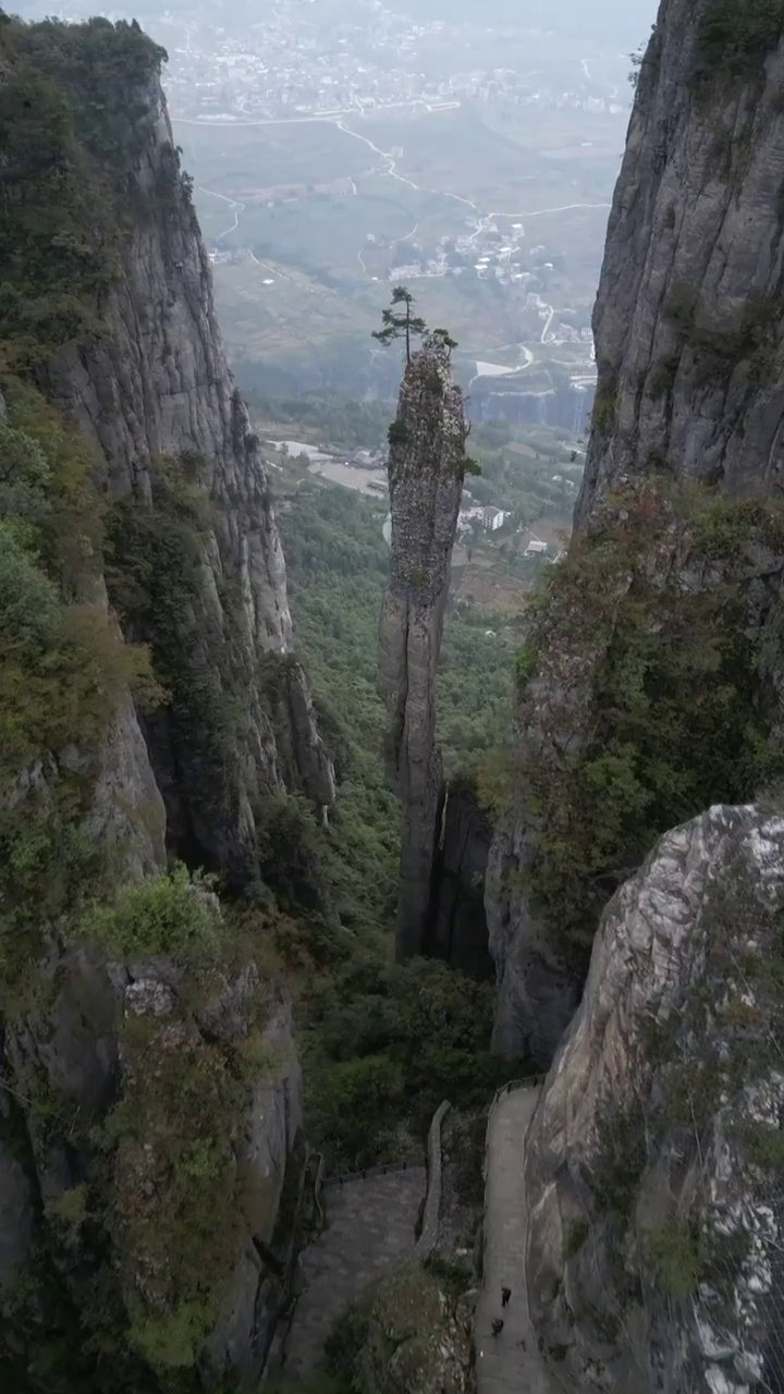 国家地质公园湖北恩施大峡谷“一炷香”景点视频素材