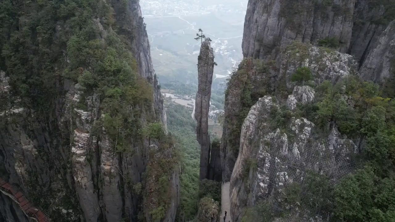 国家地质公园湖北恩施大峡谷“一炷香”景点视频素材