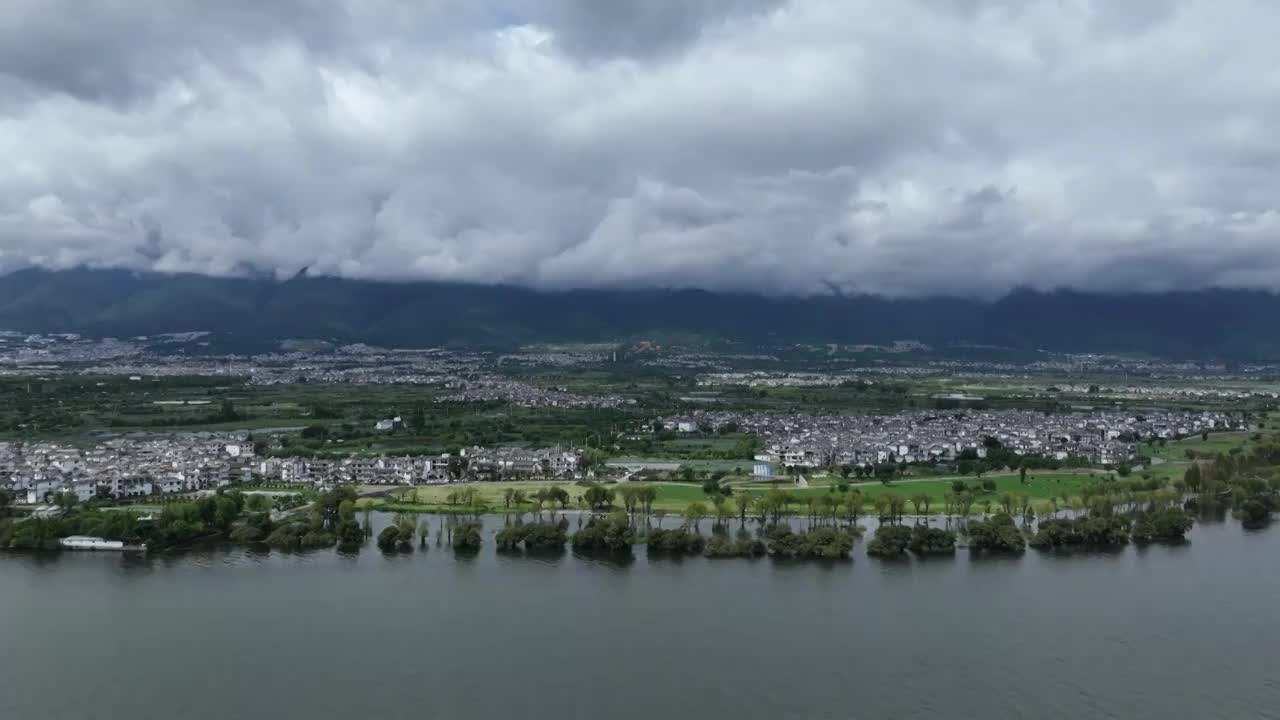 大理苍山洱海乡村田园风光航拍延时视频素材