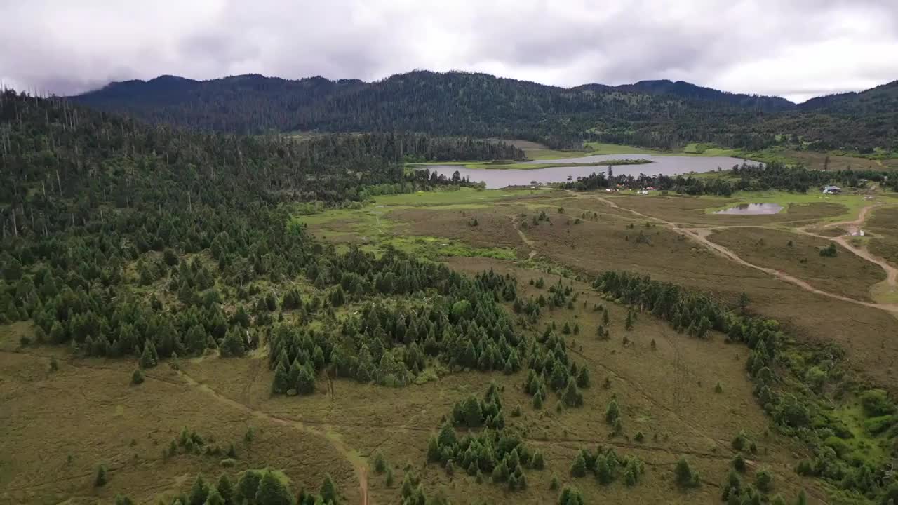 香格里拉秘境碧古天池视频素材