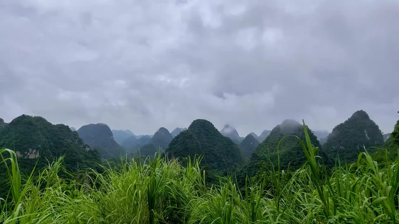 贵州兴义市万峰林玉皇顶延时摄影视频素材