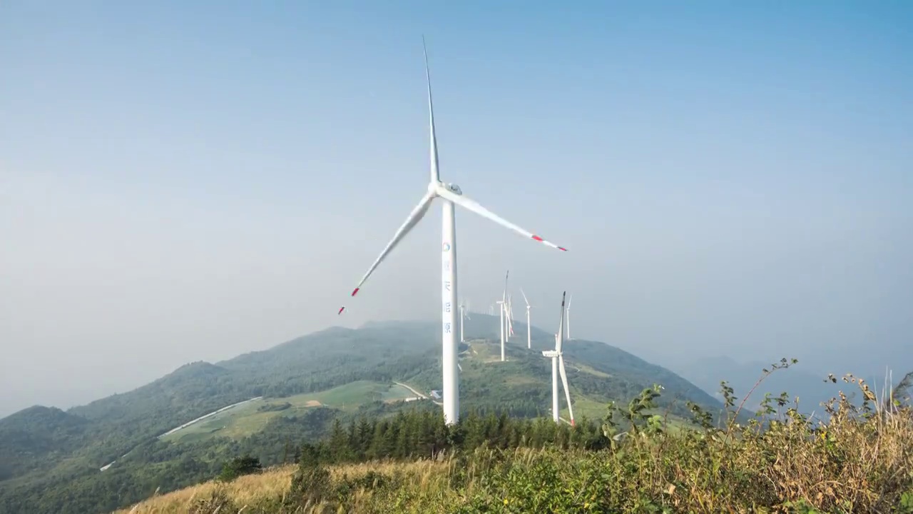 8K60P重庆万州蒲叶林风电场风光延时视频视频素材