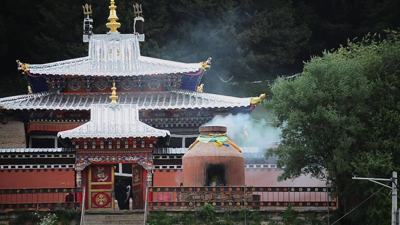 郎木寺建筑外景视频素材