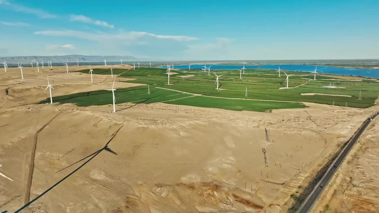 碳中和风力发电风电场航拍视频素材