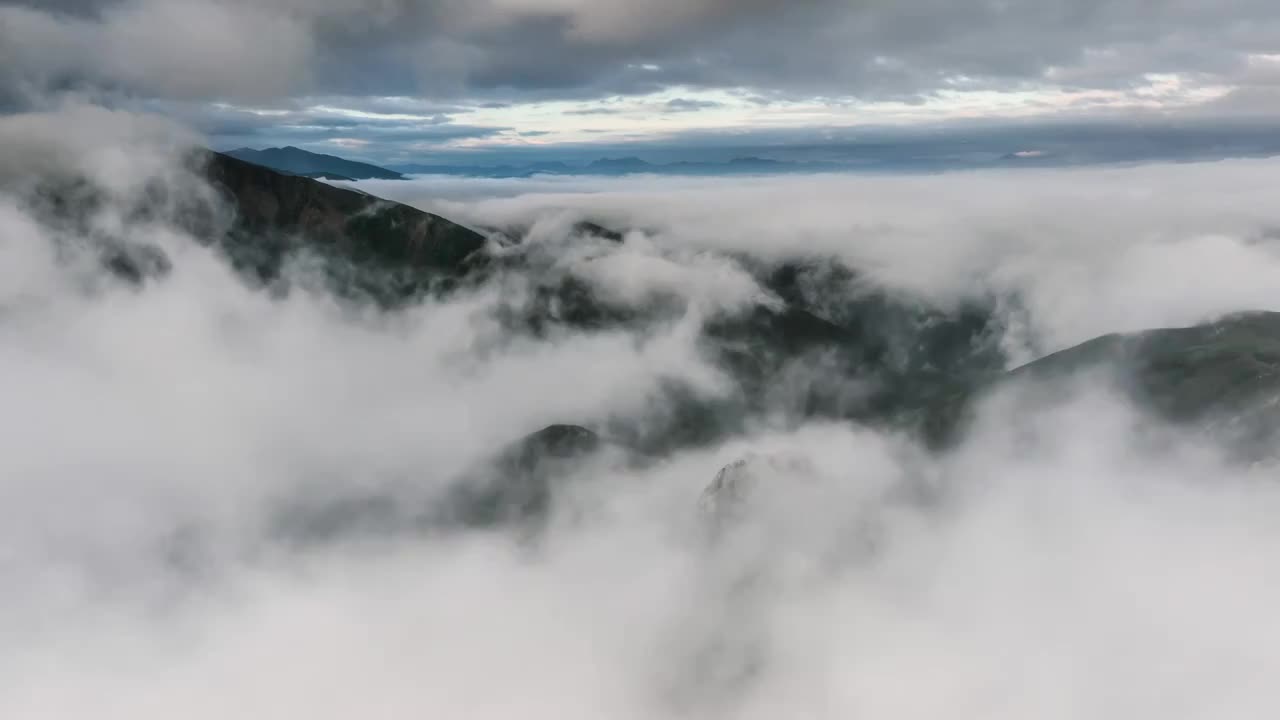 川西的壮观云海奇景视频素材