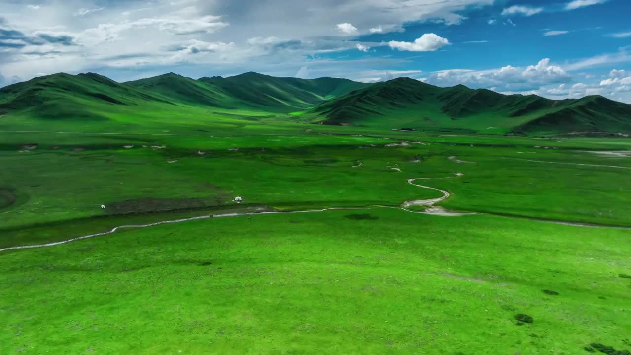 若尔盖草原的河流与湿地视频素材