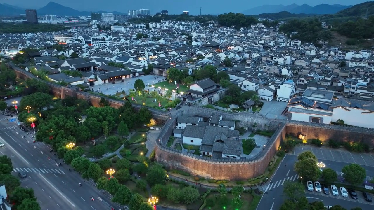 安徽省黄山市歙县徽州古城夜景视频素材