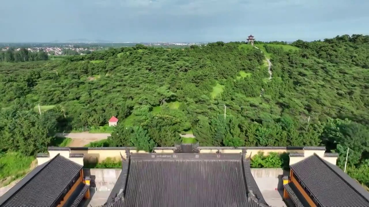 江苏省连云港市赣榆区徐福泊船山景区金山兴会禅寺视频素材