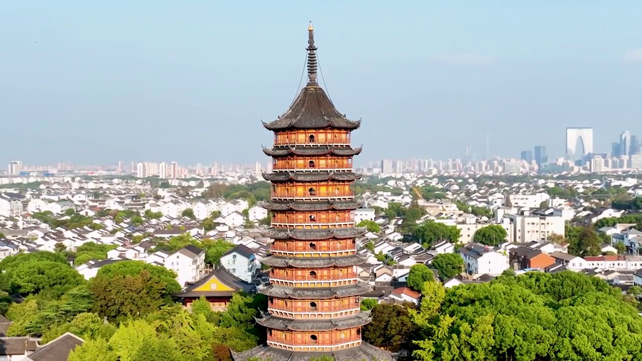 江苏苏州报恩寺塔航拍视频素材