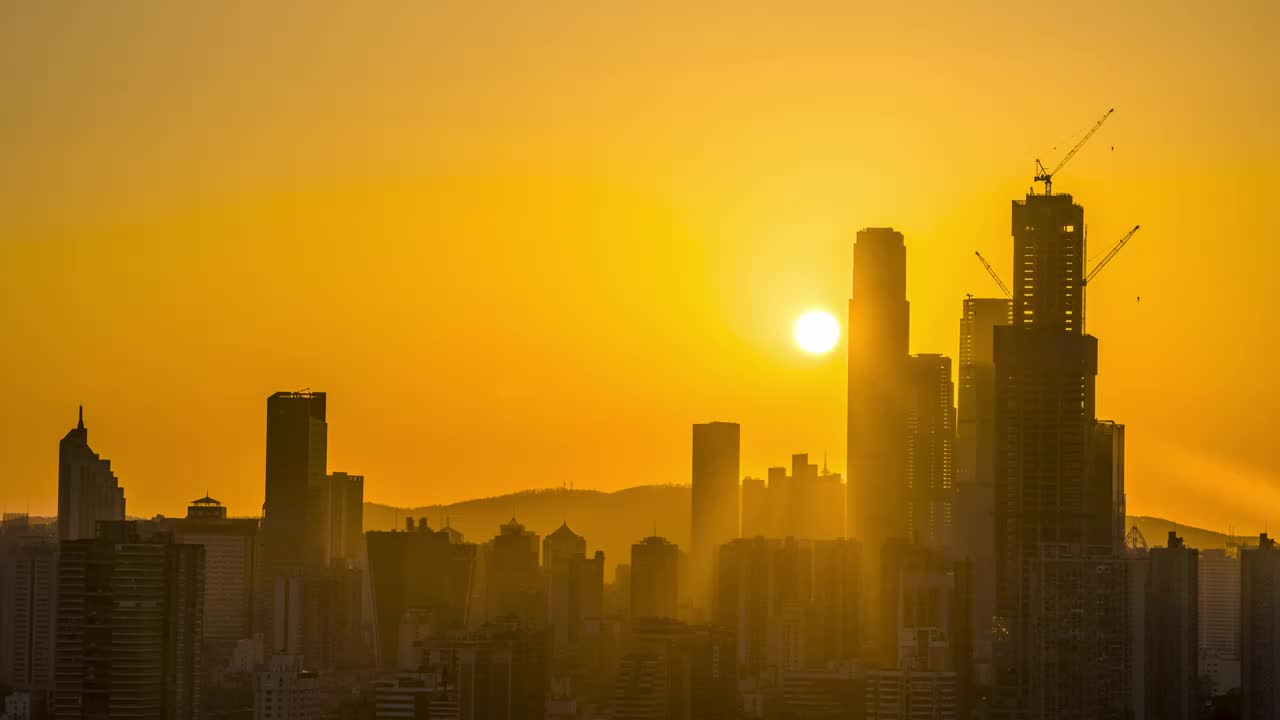 湖南长沙城市建筑风光国金中心IFS日落日转夜延时摄影视频素材