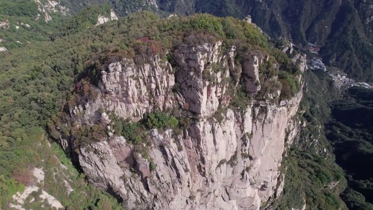 航拍石家庄灵寿县五岳寨视频素材