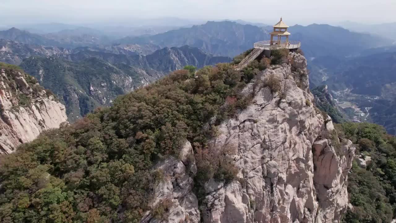 航拍石家庄灵寿县五岳寨视频素材