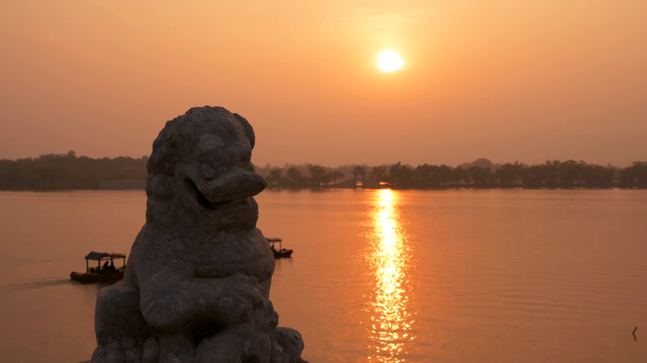 北京颐和园秋季夕阳视频素材