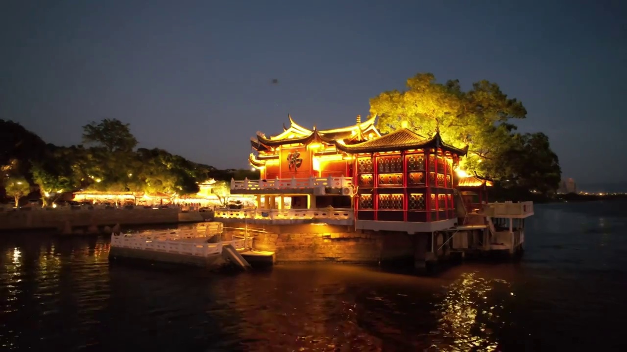 福州金山寺古建筑夜景风光航拍视频素材